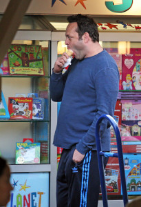 Vince Vaughn chowing down on an ice cream cone